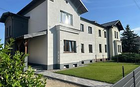 dom nad rzeka